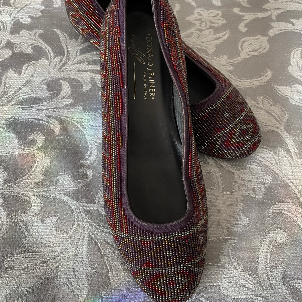 Donald J Pliner Aztec Beaded Ballet Shoes Flats Womens 6.5